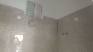 Room in 1 BHK Builder Floor at Kondapur – for Rent