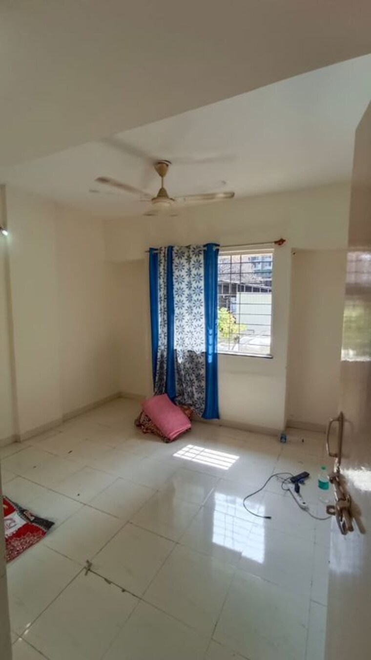 Living Room, bhandari-nea 2 Bedroom 954 Sq.Ft. Apartment In Sus Pune 10790623