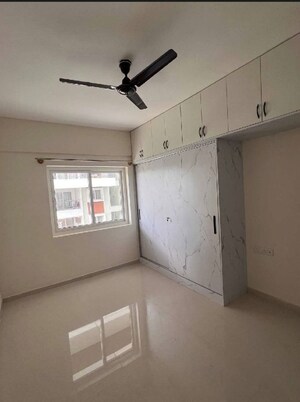 Room in 2 BHK Apartment at Sobha Hibiscus, Bellandur – for Rent