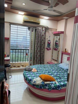 Bedroom in 2 BHK Apartment at Ravi Estate, Pokhran Road No One – for Rent