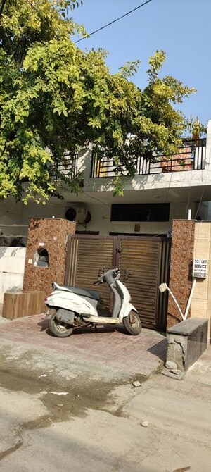 3 BHK Independent House For Sale in Sector 8