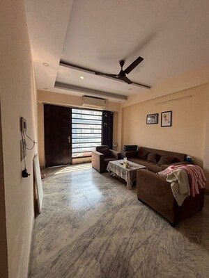 Bedroom in 1 BHK Apartment at Saket – for Rent