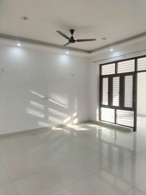 2 BHK Villa For Rent in Sushant Golf City