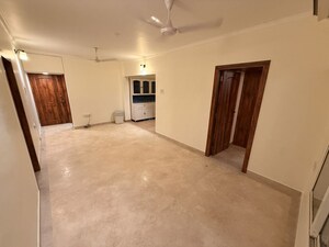 Room in 2 BHK Apartment at Wadala East – for Rent