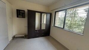 Room in 2 BHK Apartment at Dhanori – for Rent