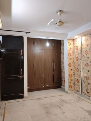 Bedroom in 3 BHK Builder Floor at Uppal Southend, Sector 49 – for Rent