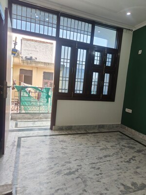 1 BHK Independent House For Rent in Sarita Vihar
