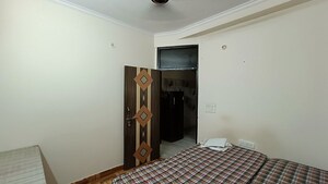 Bedroom in 2 BHK Builder Floor at Mayur Vihar 1 – for Rent