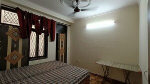 Bedroom in 2 BHK Builder Floor at Mayur Vihar 1 – for Rent