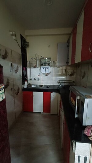Kitchen in 2 BHK Builder Floor at Mayur Vihar 1 – for Rent