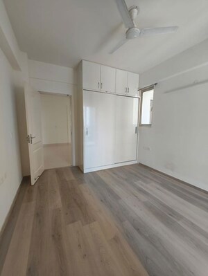 2 BHK Apartment For Rent in Godrej Aria, Sector 79