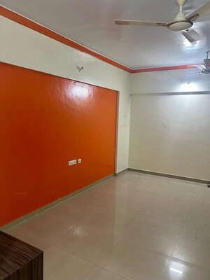 Room in 2 BHK Apartment at Saarrthi Shilp, Kothrud – for Rent
