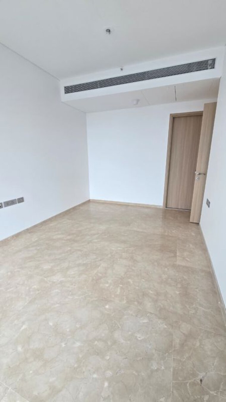 Room, rustomjee-crown 3 Bedroom 1350 Sq.Ft. Apartment In Prabhadevi Mumbai 10790841