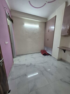 1.5 BHK Builder Floor For Sale in Mayur Vihar