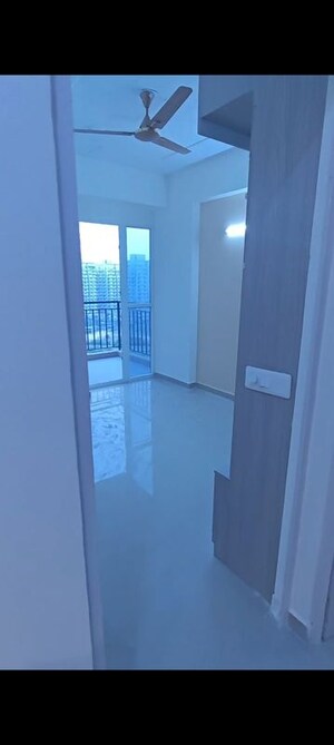 Bathroom in 3 BHK Apartment at Conscient Habitat 102, Sector 102 – for Rent