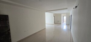 Room in 4 BHK Apartment at Niharika Skyline, Manikonda – for Sale
