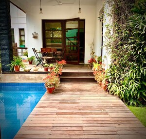 Parking in 4 BHK Villa at Vipul Tatvam Villas, Sector 48 – for Rent