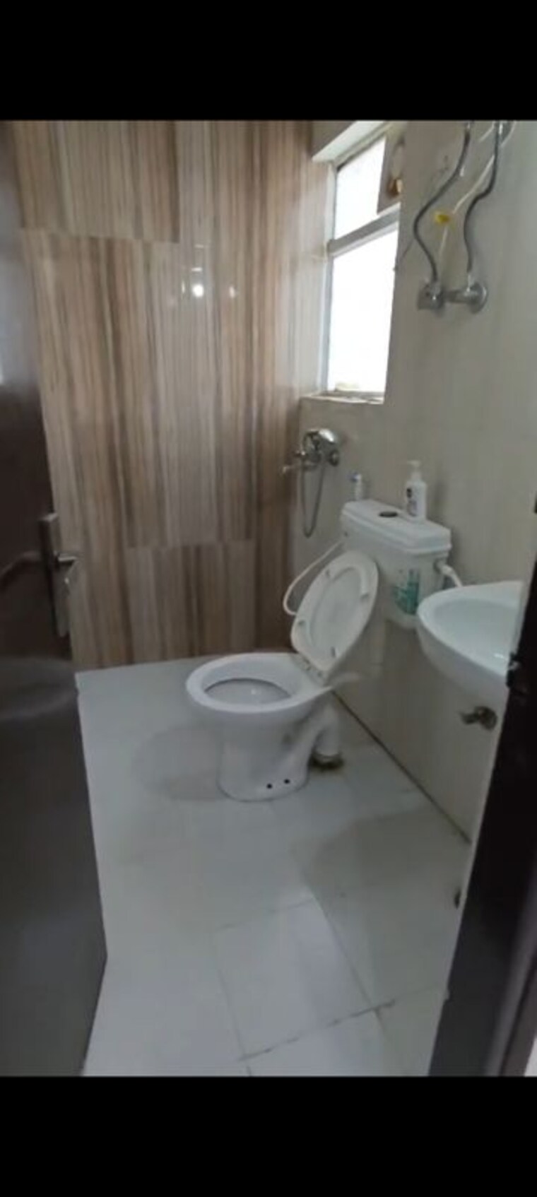 Bathroom, pivotal-riddhi-siddhi 2 Bedroom 587 Sq.Ft. Apartment In Sector 99 Gurgaon 10790912