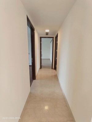 Room in 4 BHK Apartment at Abw La Lagune, Sector 54 – for Rent