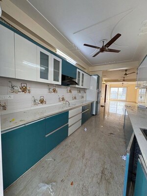 Kitchen in 3 BHK Builder Floor at Sector 46 – for Rent