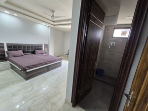 Master Bedroom in 3 BHK Builder Floor at Sector 57 – for Rent