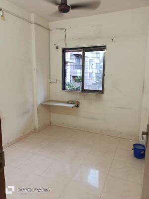 Room in 1 BHK Apartment at Ganesh Apartment Dadar, Dadar East – for Sale