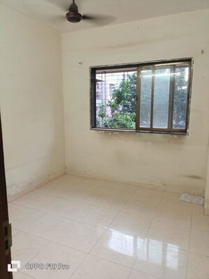 Room in 1 BHK Apartment at Ganesh Apartment Dadar, Dadar East – for Sale