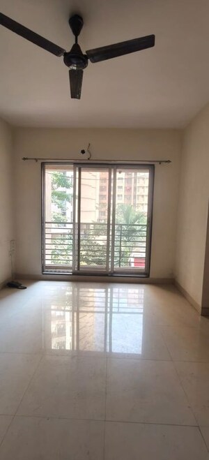 Room in 1 BHK Apartment at Rajaram Sukur Sapphire, Ghodbunder Road – for Rent