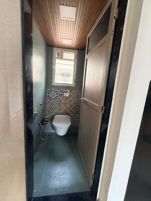 Building Lobby in 1.5 BHK Apartment at Suryakirti Tower, Chembur – for Rent