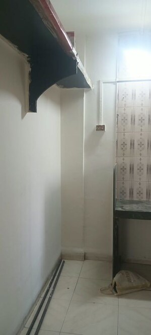 Building Lobby in 1 BHK Apartment at Sunshine Tower Koper khairane, Kopar Khairane – for Rent