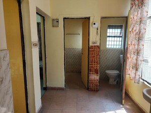 Bathroom in 2 BHK Apartment at Aliganj Plaza, Aliganj – for Rent