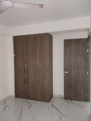 Room in 2.5 BHK Builder Floor at M3M Soulitude, Sector 89 – for Rent