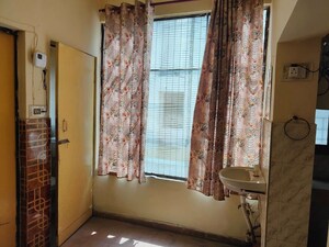 Bedroom in  Pg at Aliganj – for Rent