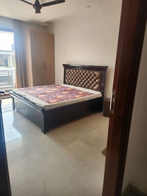 Bedroom in 3 BHK Builder Floor at Sector 20 – for Rent