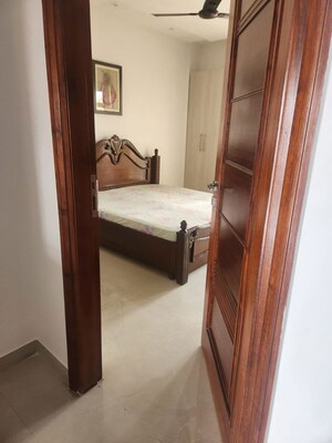Bedroom in 3 BHK Builder Floor at Sector 20 – for Rent
