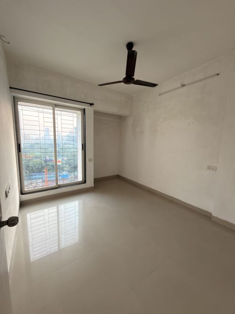 Bedroom, vraj-green-valley 2 Bedroom 1050 Sq.Ft. Apartment In Kolshet Industrial Area Thane 10791091