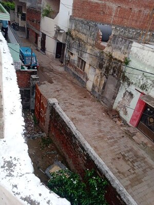 2 BHK Builder Floor – Exterior View View at Lahartara - for Rent