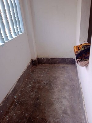 Balcony in 2 BHK Builder Floor at Lahartara – for Rent