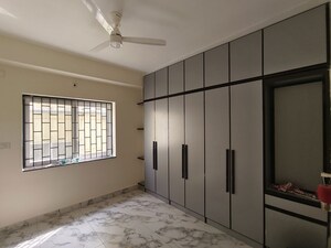 Room in 1 BHK Builder Floor at Yemalur – for Rent