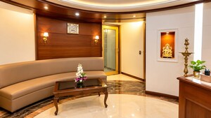  Office Space – Entrance View at Blue Wave, Andheri West - for Rent