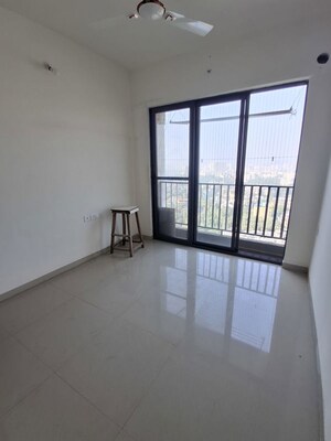 1 BHK Apartment For Rent in Shapoorji Pallonji Joyville, Virar West