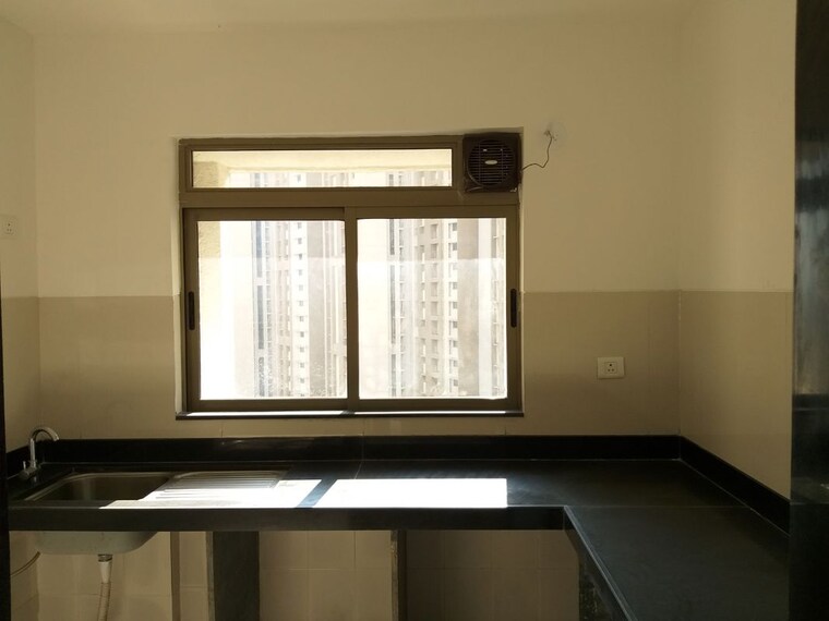 Kitchen, lodha-splendora 1 Bedroom 402 Sq.Ft. Apartment In Ghodbunder Road Thane 10791117