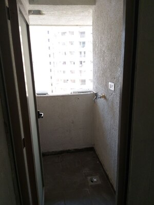 Bathroom in 1 BHK Apartment at Lodha Splendora, Ghodbunder Road – for Rent