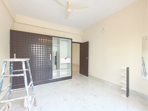 Room in 2 BHK Apartment at HSV Pride, Hsr Layout – for Rent