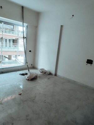 Room in 2 BHK Apartment at Monarch West View, Santacruz West – for Sale