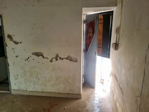 Furnished Amenities in  Apartment at Manhar Plot – for Sale