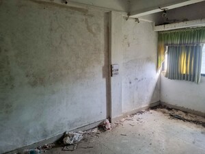 Room in  Apartment at Manhar Plot – for Sale