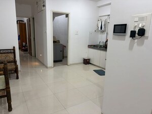 Room in 2 BHK Apartment at Godrej Elements, Hinjewadi – for Rent