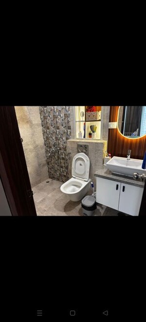 Bathroom in 2.5 BHK Apartment at Mahagun Mirabella, Sector 79 – for Rent