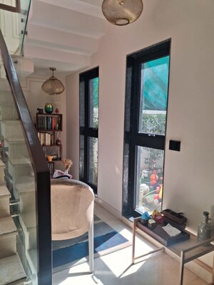 Team Area in 4 BHK Apartment at Parsvnath Exotica, Sector 53 – for Rent